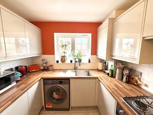 Photo 13- click for photo gallery